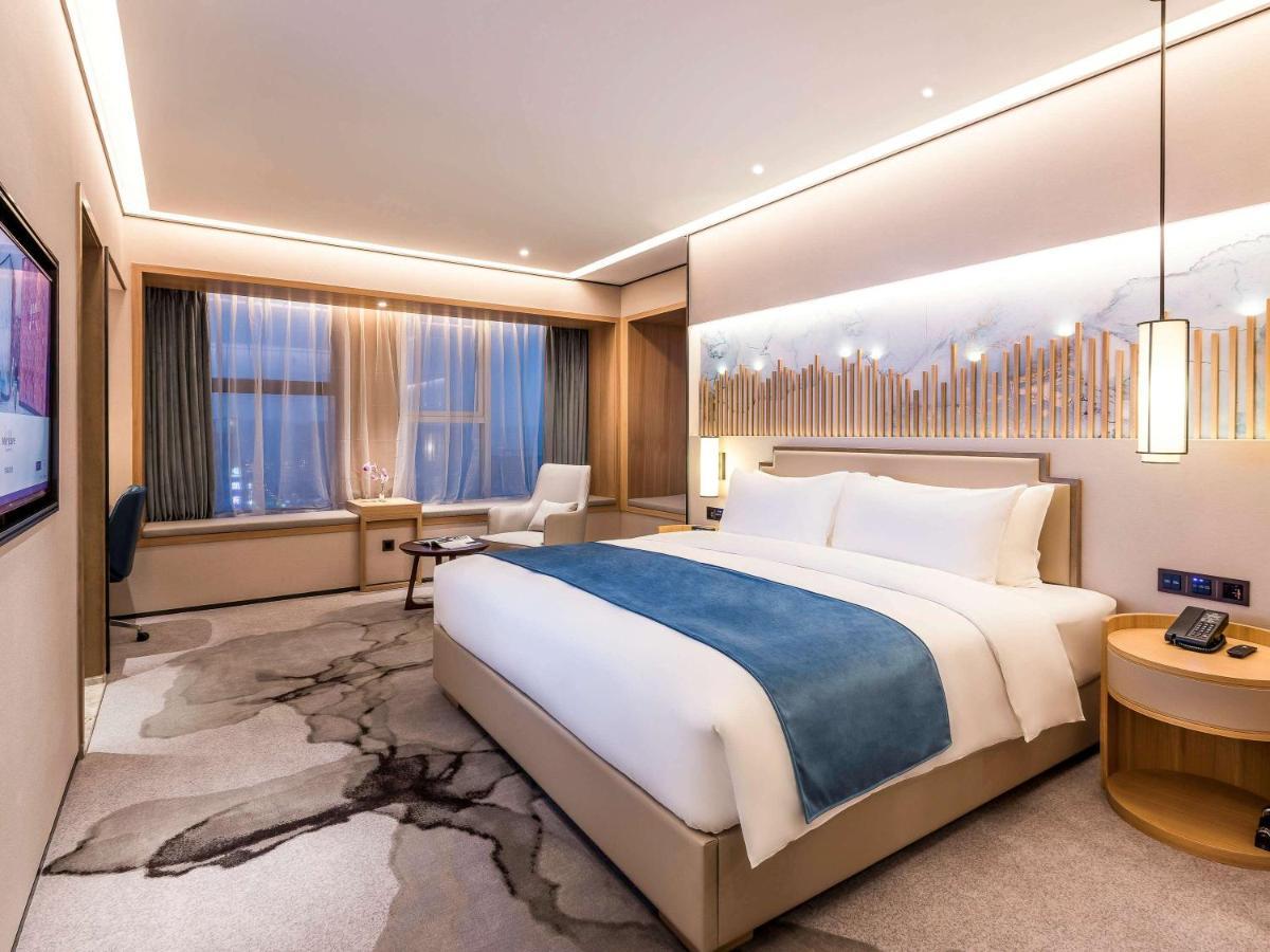 Mercure Chengdu Huapaifang Екстериор снимка