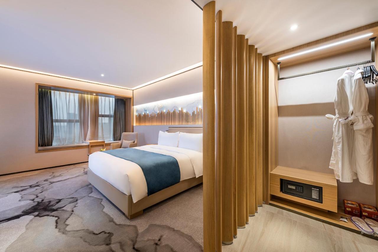 Mercure Chengdu Huapaifang Екстериор снимка
