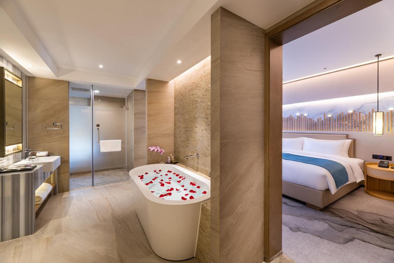 Mercure Chengdu Huapaifang Екстериор снимка