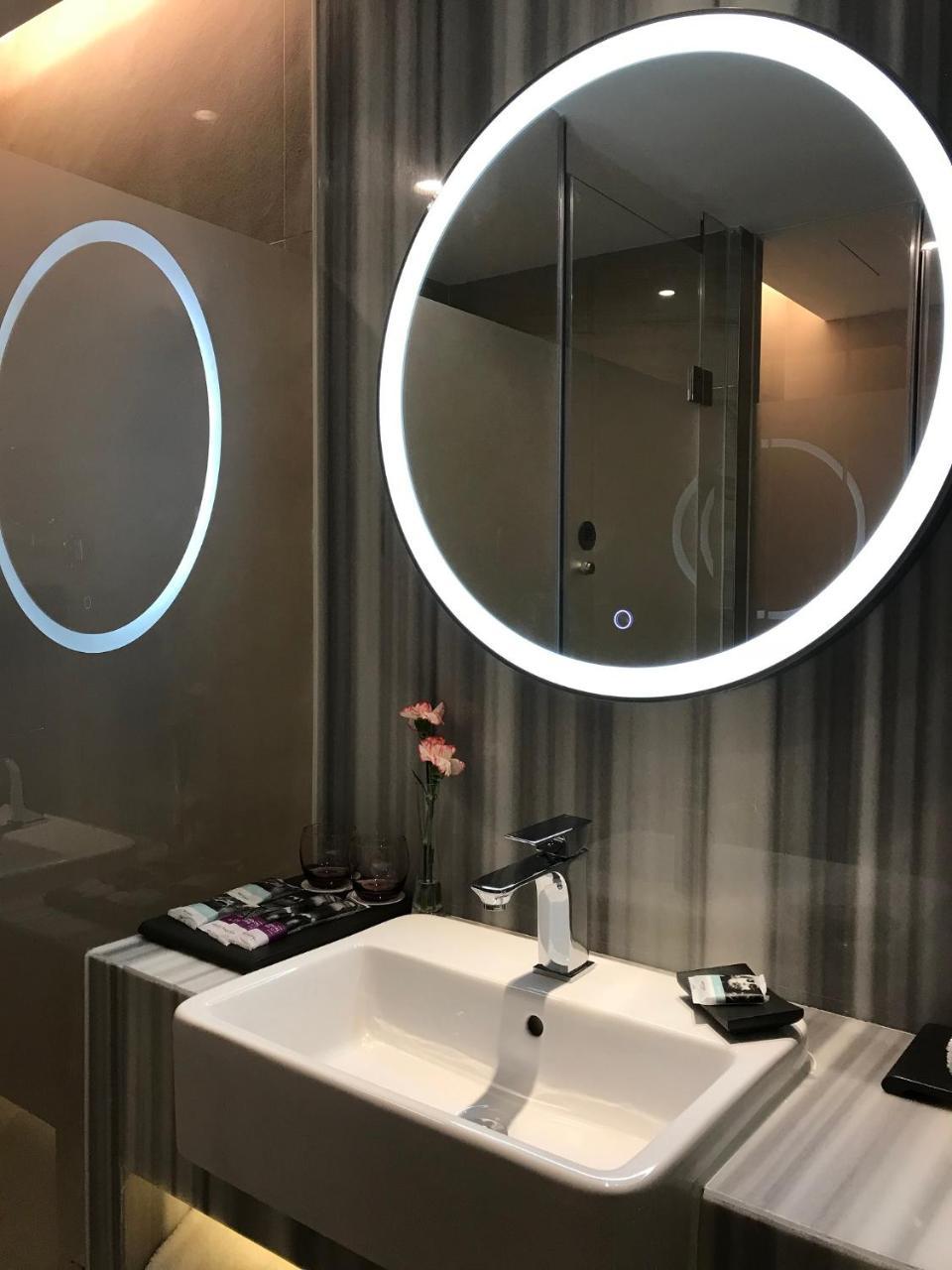 Mercure Chengdu Huapaifang Екстериор снимка
