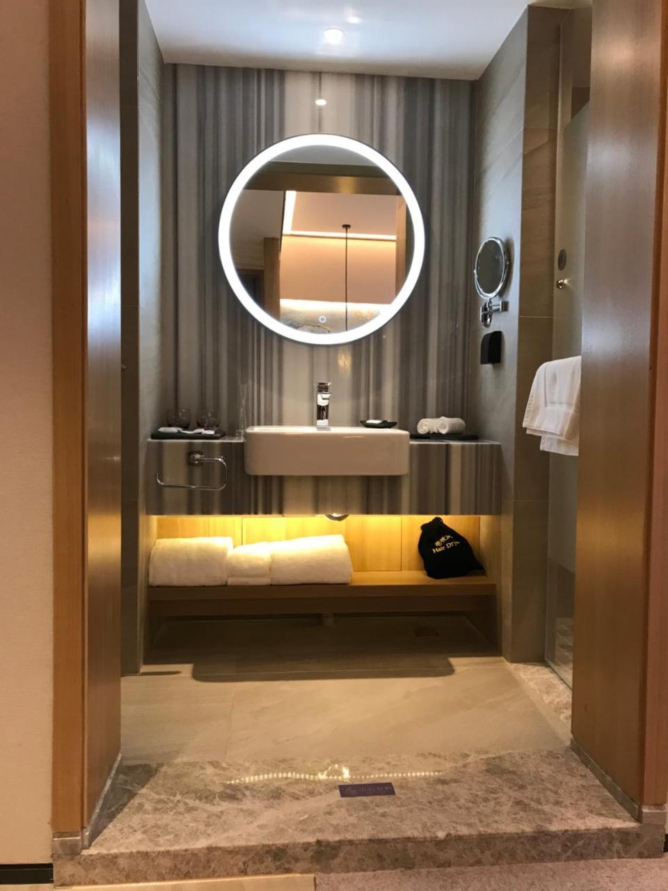 Mercure Chengdu Huapaifang Екстериор снимка
