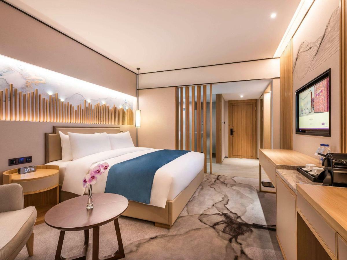 Mercure Chengdu Huapaifang Екстериор снимка