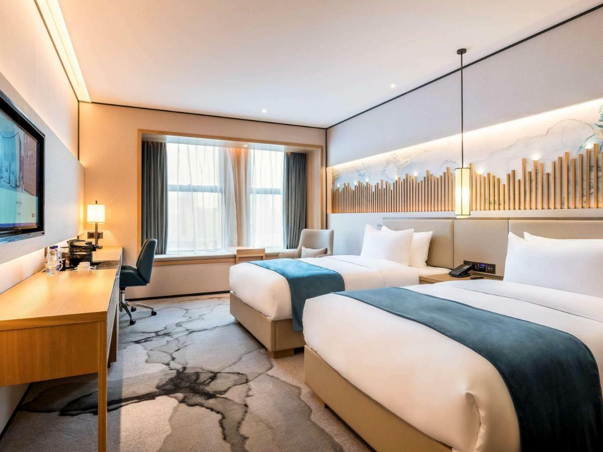 Mercure Chengdu Huapaifang Екстериор снимка